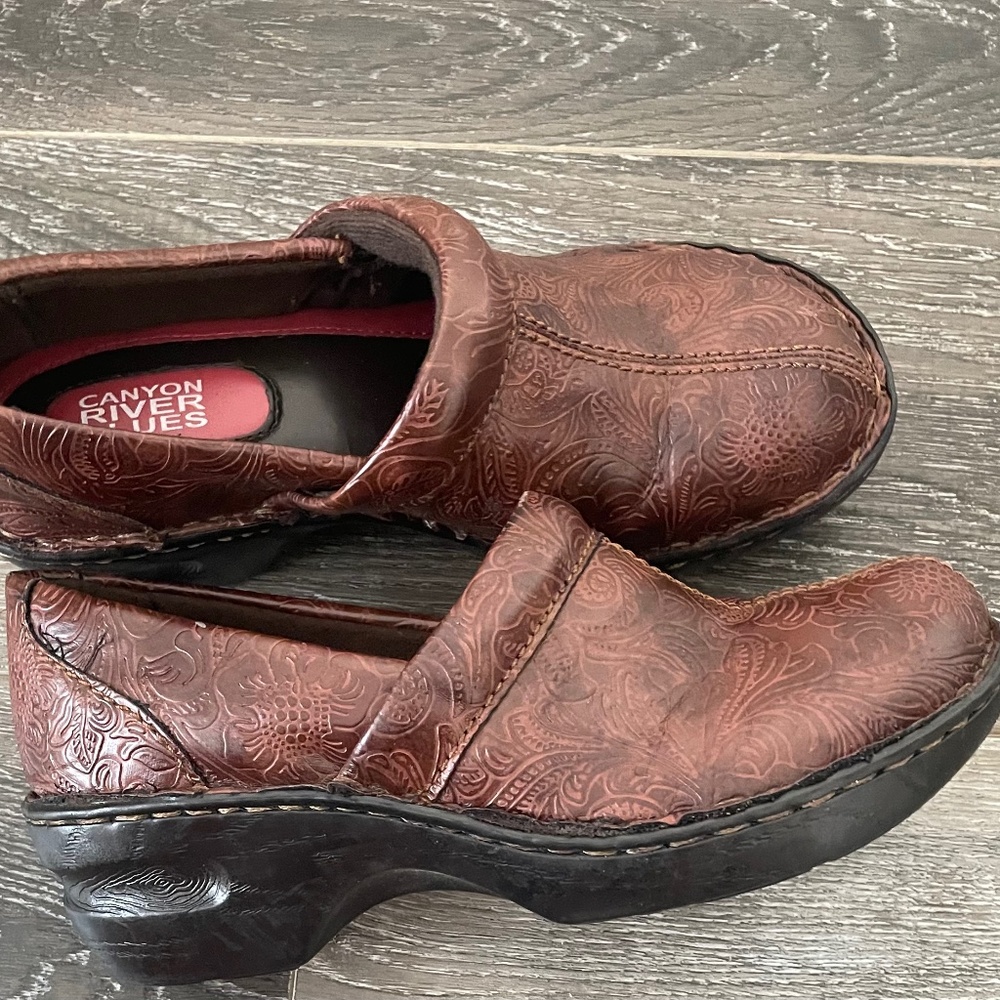 Canyon River Blues Clogs